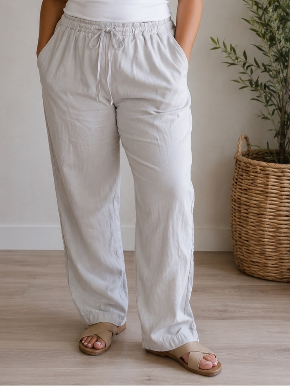 Old Navy Light Gray Drawstring Jogger Pants